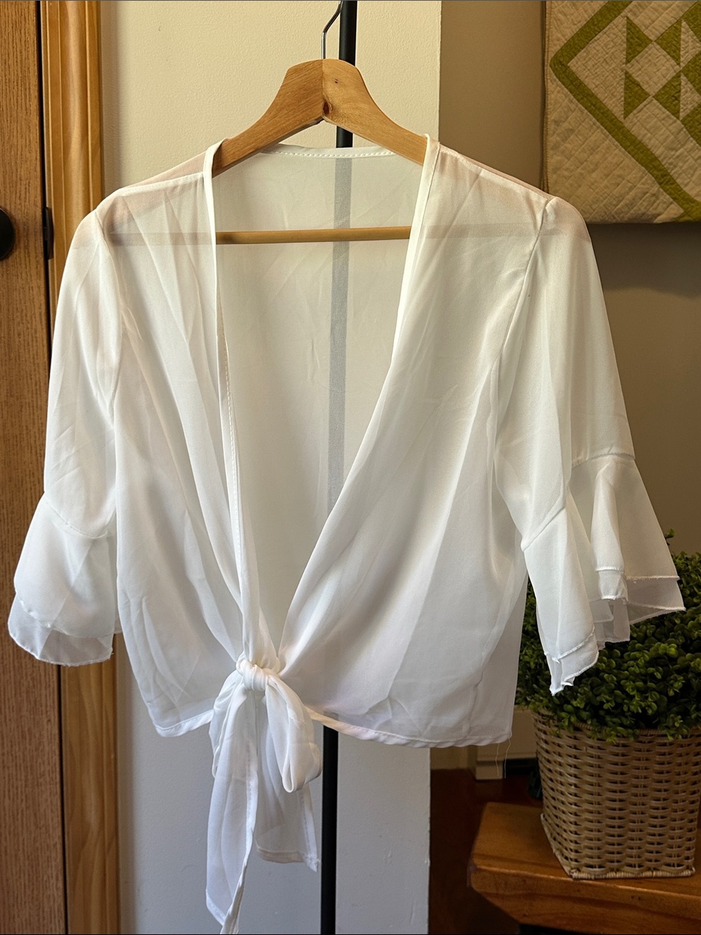 White Tie-Front Sheer Women's Top size large